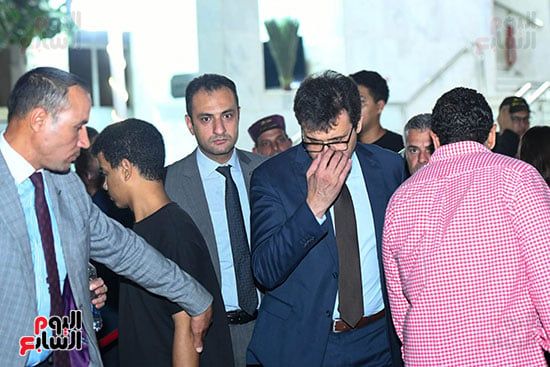 أمير عيد يتلقى عزاء والدته بمسجد حسين صدقى فى المعادي (5) أمير عيد يتلقى عزاء والدته بمسجد حسين صدقى فى المعادي (5)
