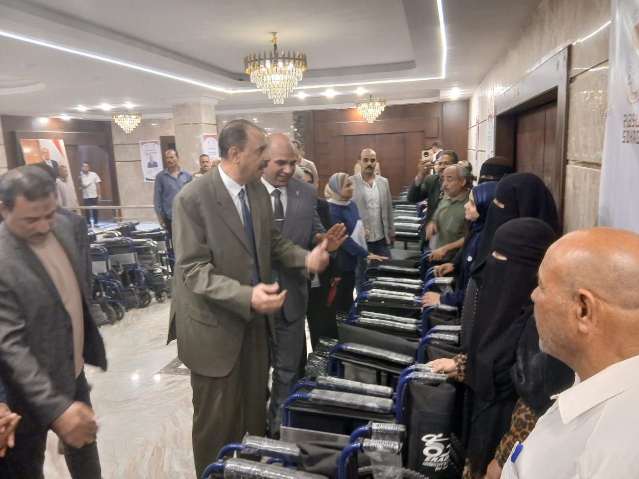 المحافظ مع اهلية ذوى الهمم المحافظ مع اهلية ذوى الهمم