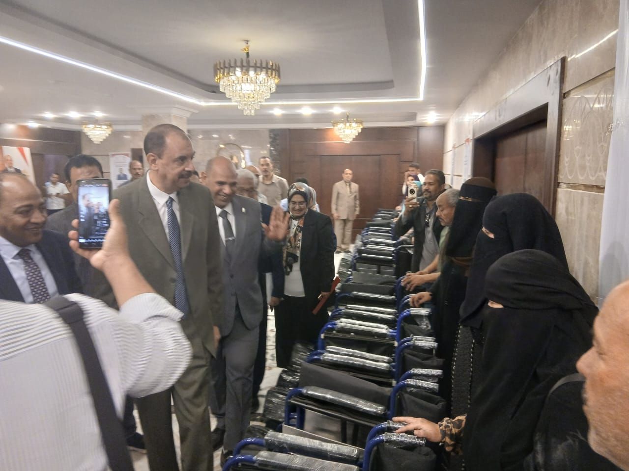 فرحة كبيرة من الاهالى فرحة كبيرة من الاهالى