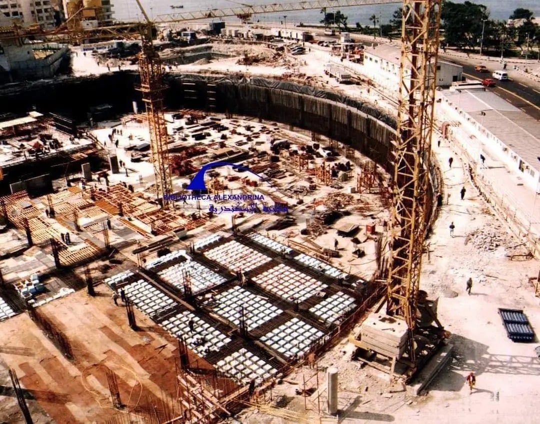 أثناء وضع الاساسات