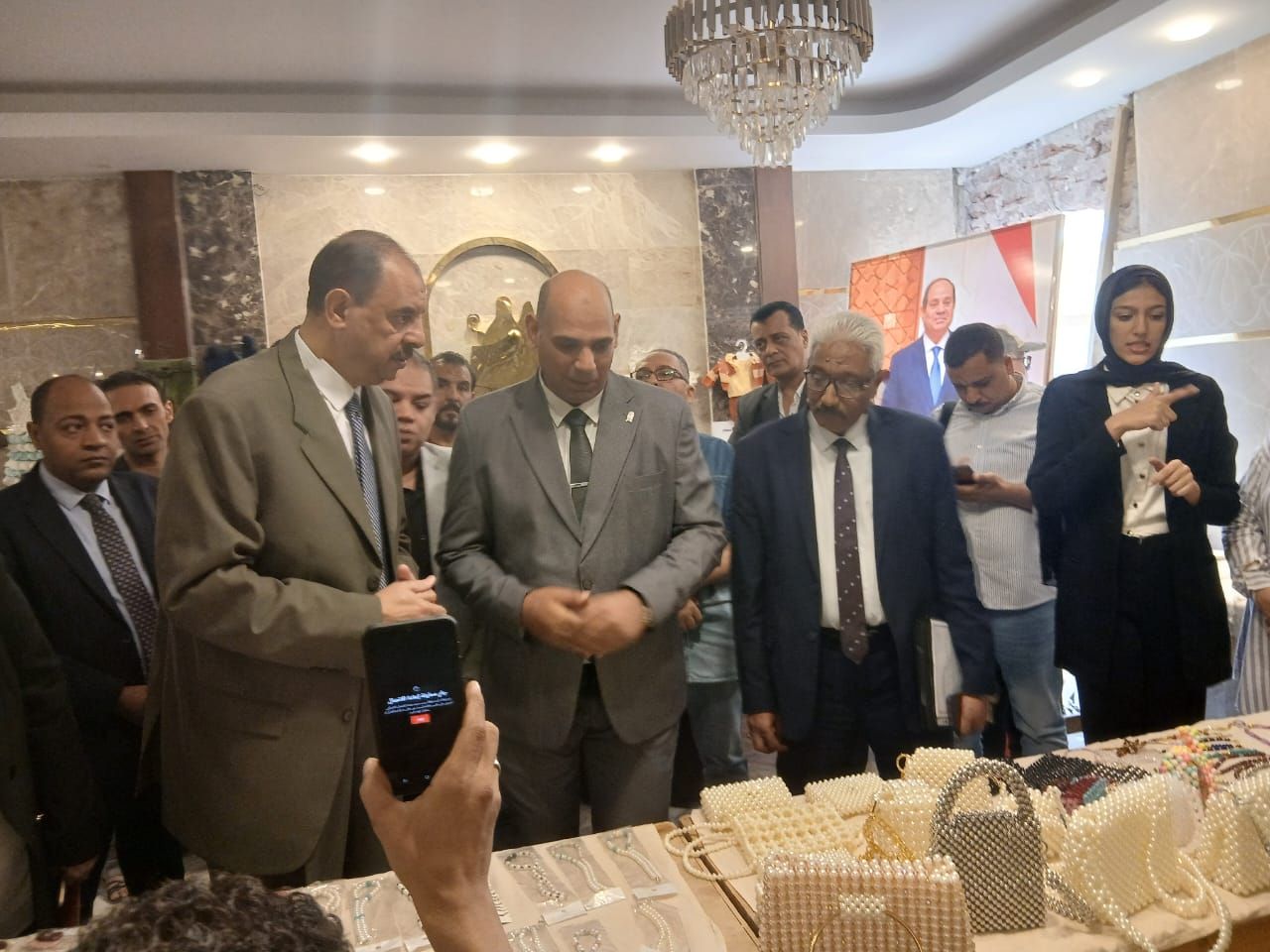 صناعات يديويه بالمعرض صناعات يديويه بالمعرض