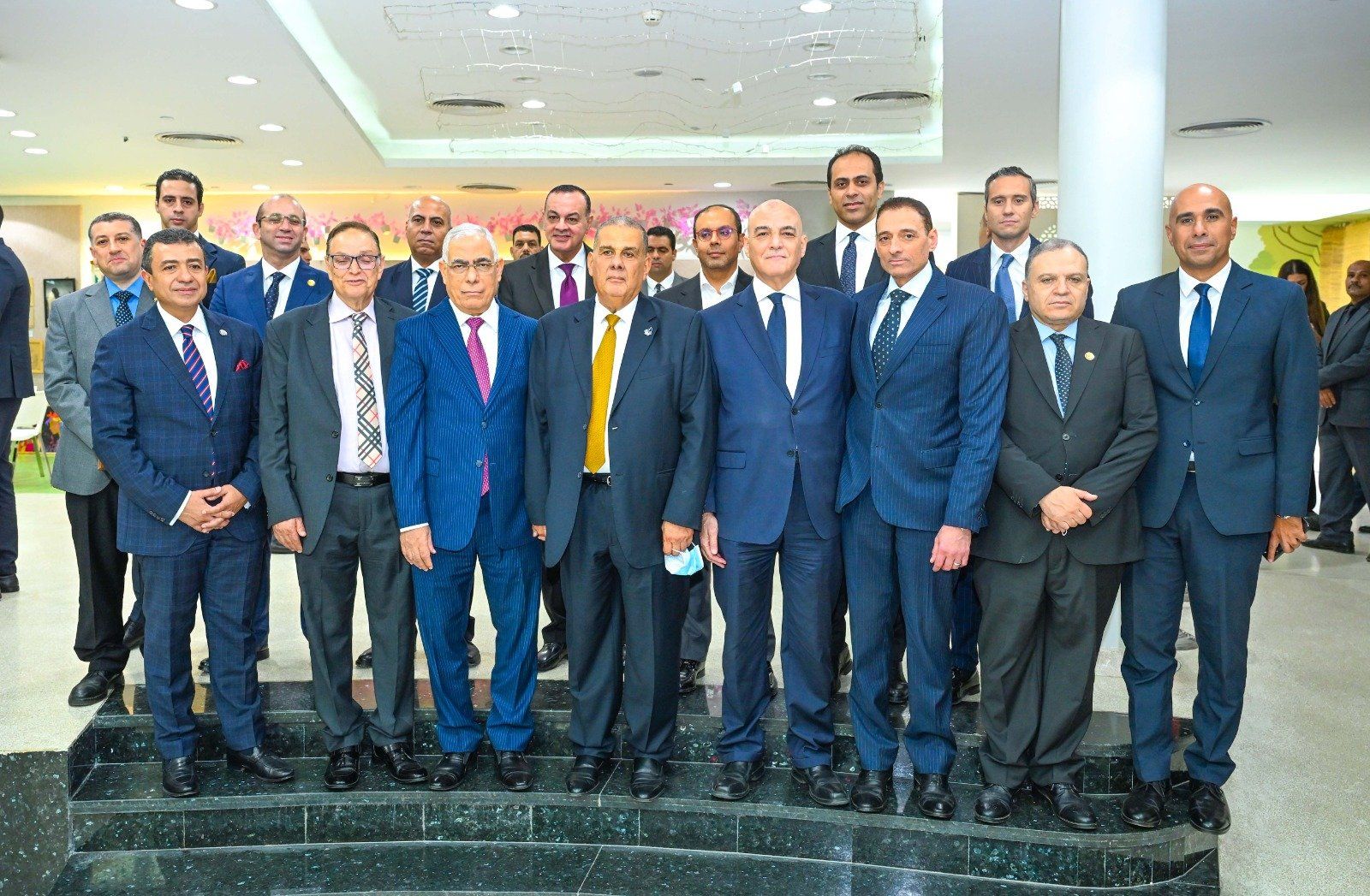 النائب العام يزور مستشفى سرطان الأطفال (2) النائب العام يزور مستشفى سرطان الأطفال (2)