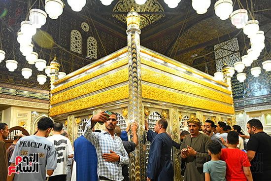 استعدادات الليلة الختامية لمولد الحسين (4) استعدادات الليلة الختامية لمولد الحسين (4)