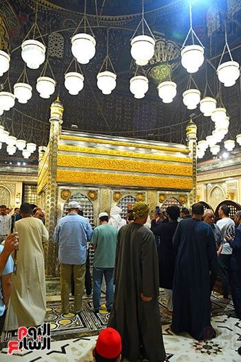 استعدادات الليلة الختامية لمولد الحسين (3) استعدادات الليلة الختامية لمولد الحسين (3)
