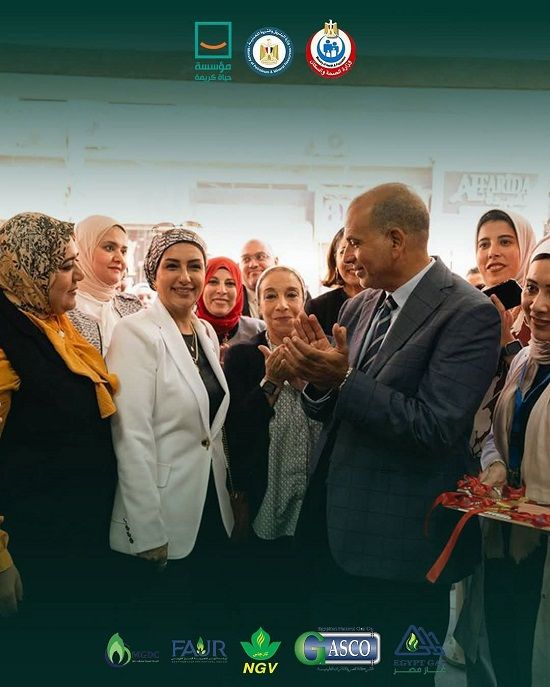 أثناء إفتتاح الوحدة الصحية بالعامرية أثناء إفتتاح الوحدة الصحية بالعامرية