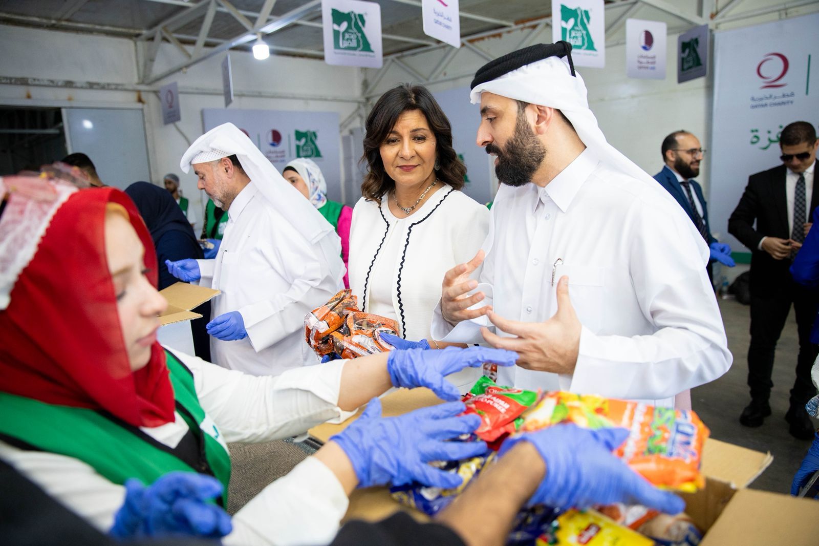 التحالف الوطني للعمل الأهلي التنموي يشارك في مبادرة تعبئة السلال الغذائية لدعم أهالينا في غزة (4) التحالف الوطني للعمل الأهلي التنموي يشارك في مبادرة تعبئة السلال الغذائية لدعم أهالينا في غزة (4)
