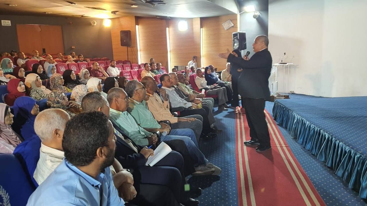 تعليم الأقصر يعقد الورشة التمهيدية لبرنامج تنمية مهارات اللغة العربية تعليم الأقصر يعقد الورشة التمهيدية لبرنامج تنمية مهارات اللغة العربية