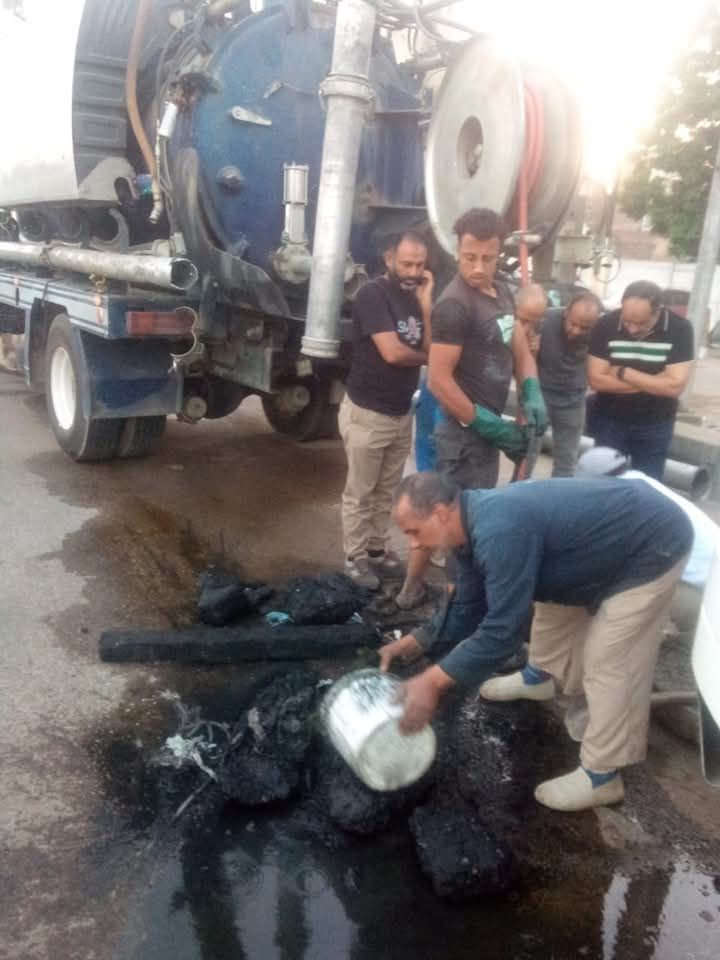 أعمال التطهير لشبكة الصرف الصحي بمدينة أسوان أعمال التطهير لشبكة الصرف الصحي بمدينة أسوان