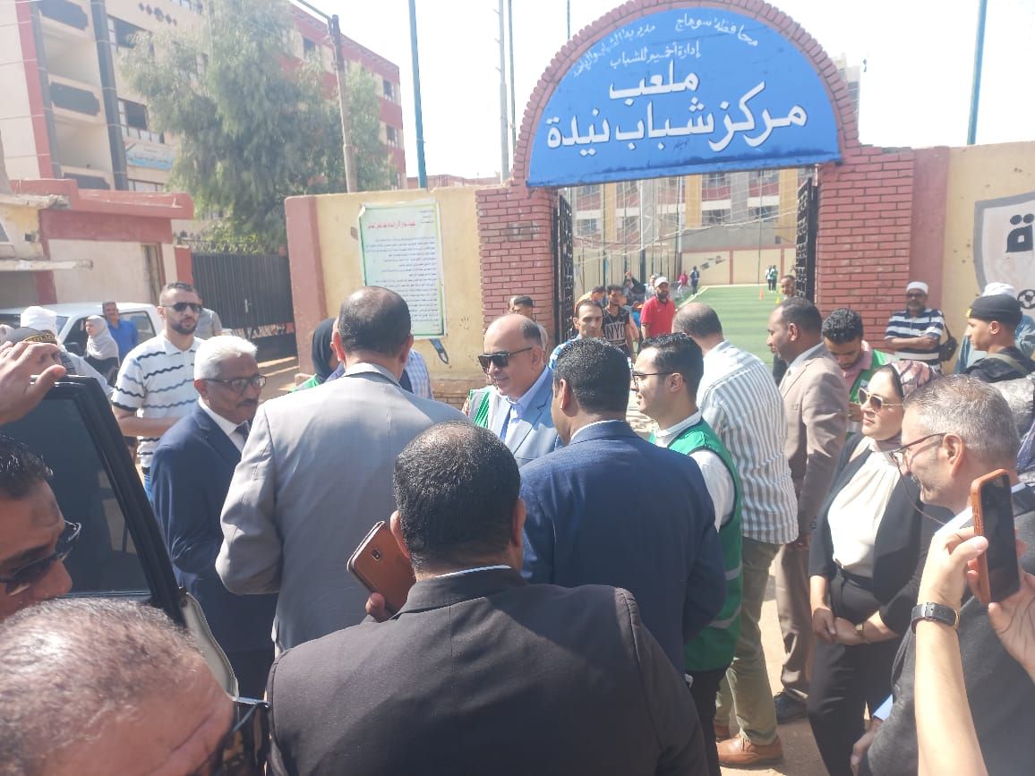 المحافظ يصل لتفقد المبادرة المحافظ يصل لتفقد المبادرة