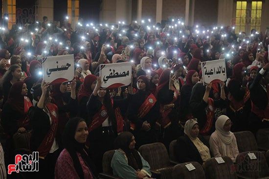 بدء ندوة الداعية مصطفى حسنى (1) بدء ندوة الداعية مصطفى حسنى (1)