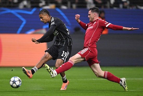 مباراة ليفربول وآينتراخت فرانكفورت