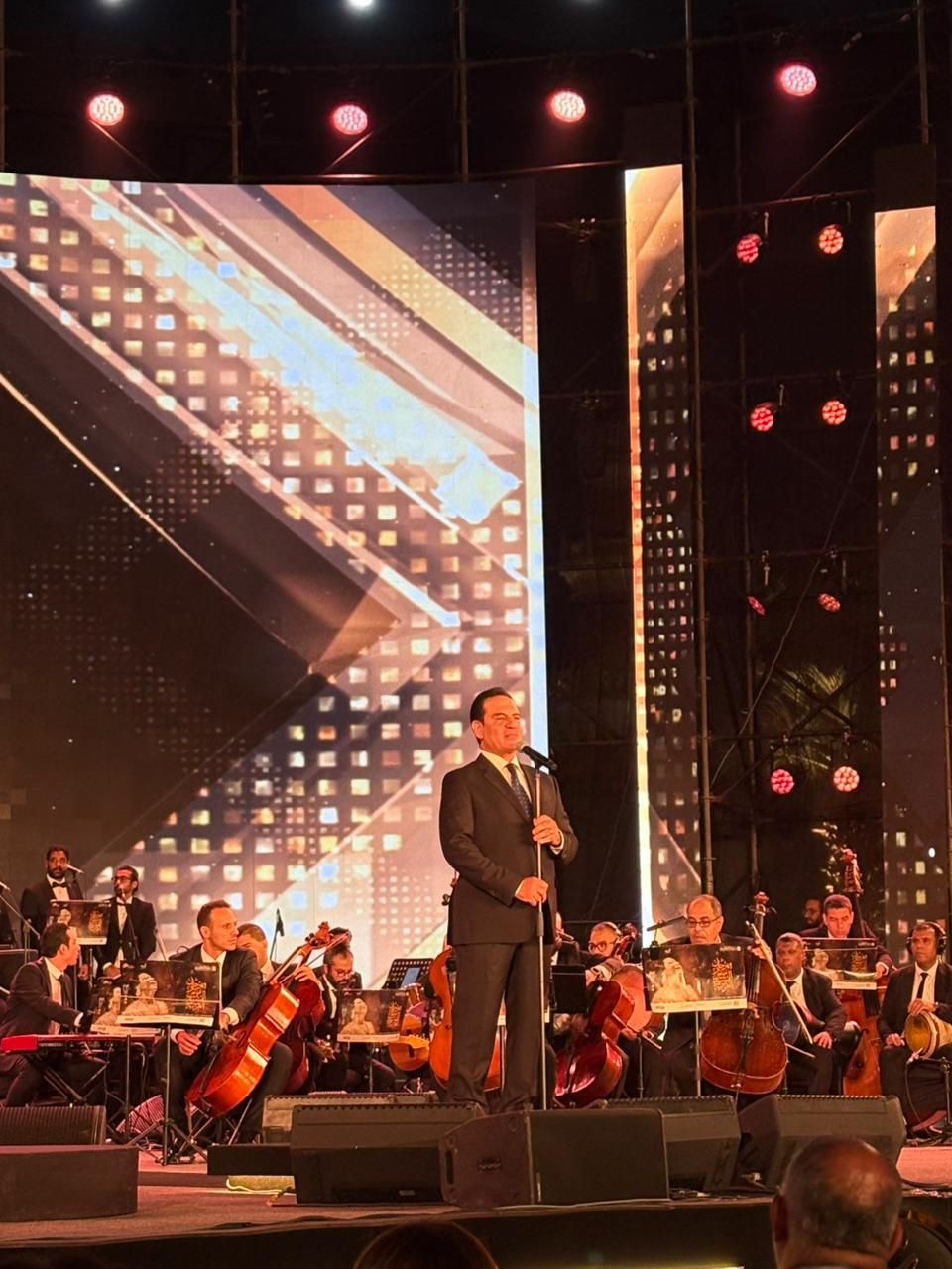 محمد ثروت مهرجان الموسيقى العربية يجسد جمال مصر وثقافتها.. شكرا وزير الثقافة (4) محمد ثروت مهرجان الموسيقى العربية يجسد جمال مصر وثقافتها.. شكرا وزير الثقافة (4)