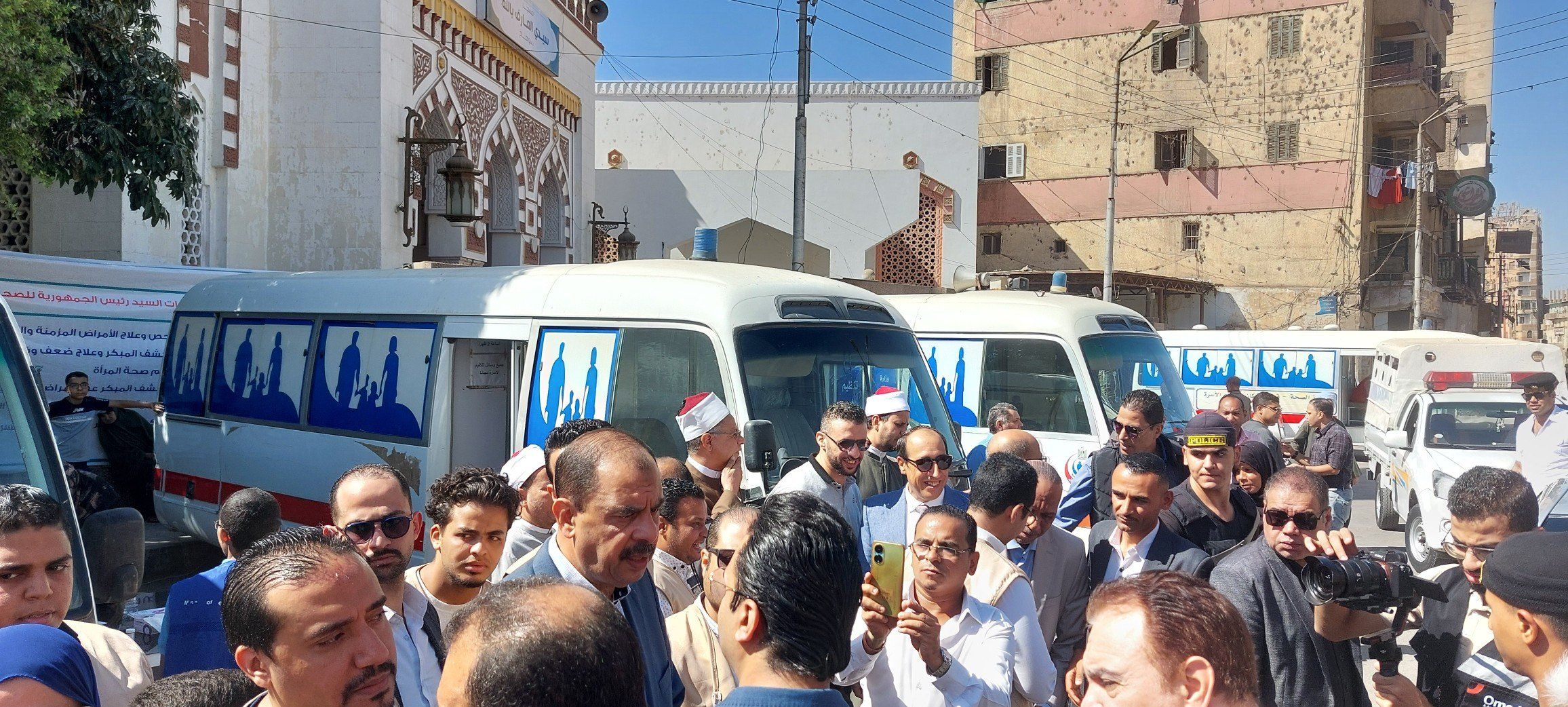 محافظ سوهاج خلال التفقد محافظ سوهاج خلال التفقد