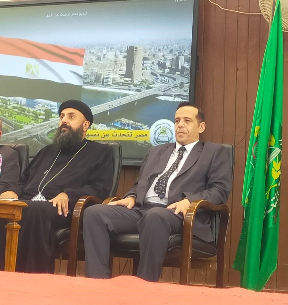 محمد ثروت يشارك فى ندوة بالمعهد الزراعى بشبرا الخيمة (4) محمد ثروت يشارك فى ندوة بالمعهد الزراعى بشبرا الخيمة (4)