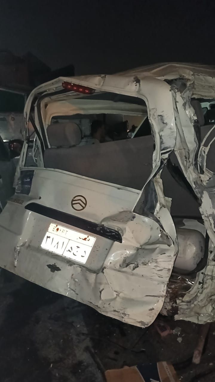 حادث تصادم طريق السويس الصحراوى (4) حادث تصادم طريق السويس الصحراوى (4)
