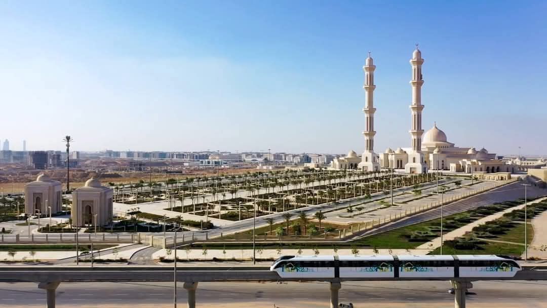 القطار يعمل قريبا (2) القطار يعمل قريبا (2)