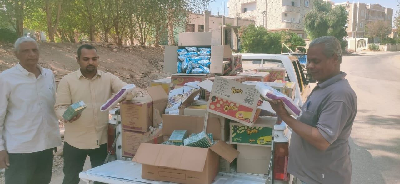 ضبط 1200 كيس سناكس منتهى الصلاحية بمخزن في القرنة ضبط 1200 كيس سناكس منتهى الصلاحية بمخزن في القرنة