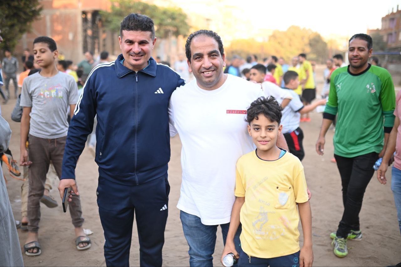 منسق المنتخب من التكريم منسق المنتخب من التكريم