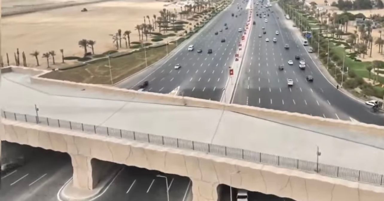 طريق الفيوم بعد أعمال التطوير والتجميل (4) طريق الفيوم بعد أعمال التطوير والتجميل (4)