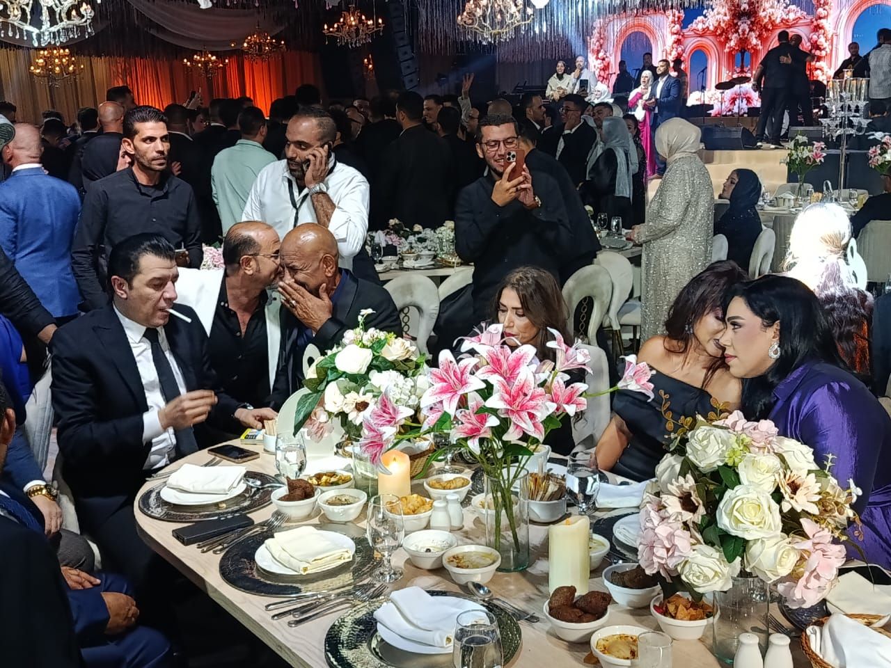 مصطفى كامل وشيماء سيف وروجينا ومحمد لطفى فى حفل زفاف احمد جمال (3) مصطفى كامل وشيماء سيف وروجينا ومحمد لطفى فى حفل زفاف احمد جمال (3)