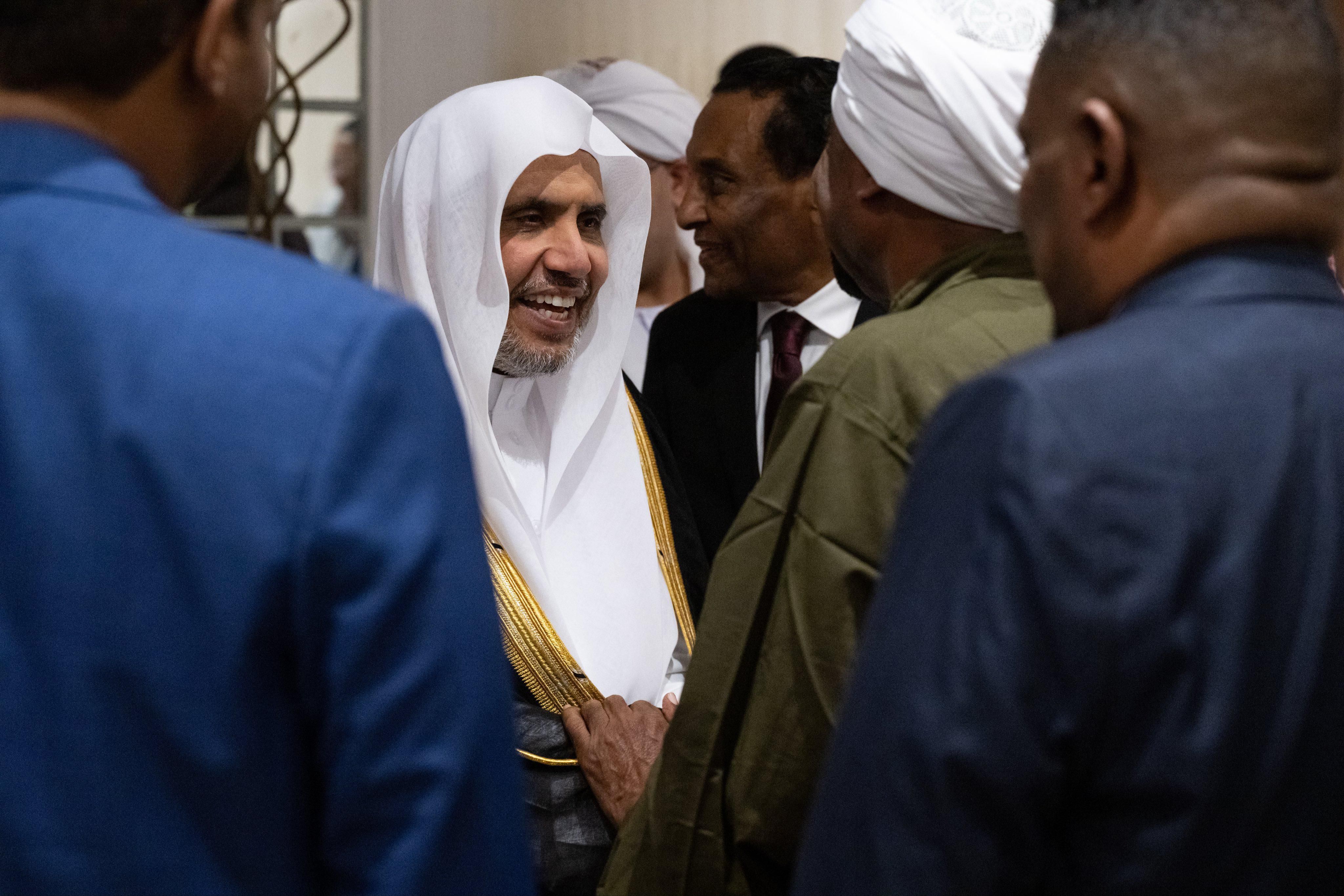 الأمينُ العام لرابطة العالم الإسلامي يلتقي علماءَ جمهورية السودان (2) الأمينُ العام لرابطة العالم الإسلامي يلتقي علماءَ جمهورية السودان (2)