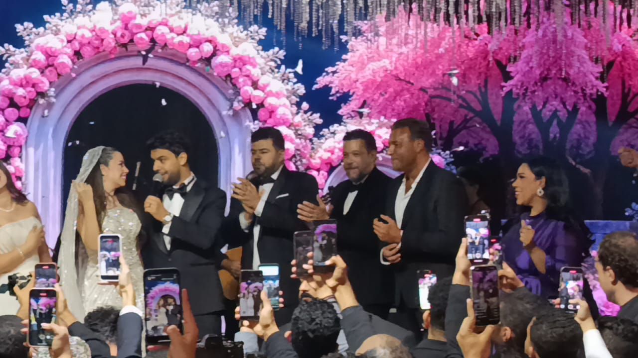 رامي صبري يحيي حفل زفاف أحمد جمال وفرح الموجي (1) رامي صبري يحيي حفل زفاف أحمد جمال وفرح الموجي (1)