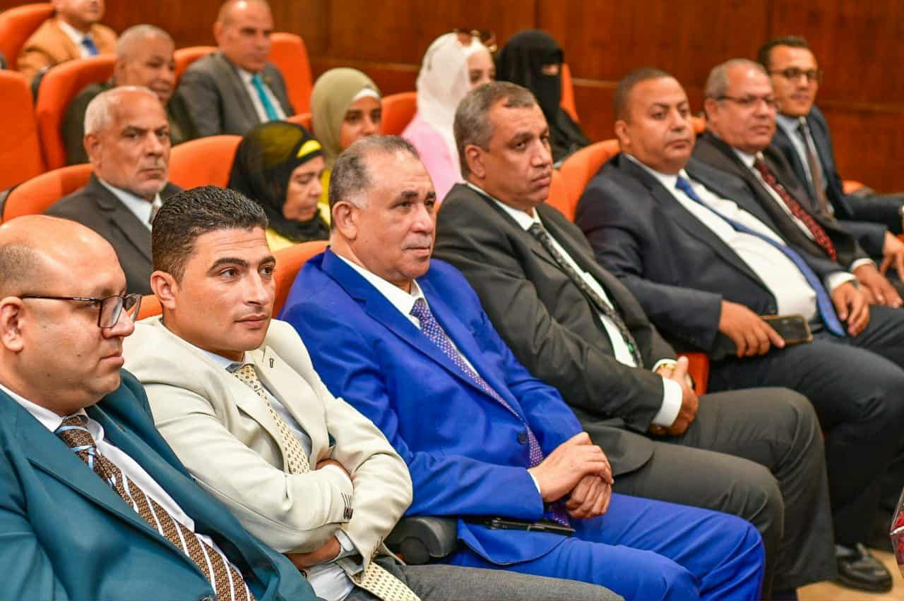 جانب من الحضور جانب من الحضور