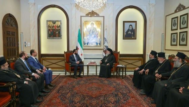 أحمد الشرع يزور الكنيسة أحمد الشرع يزور الكنيسة