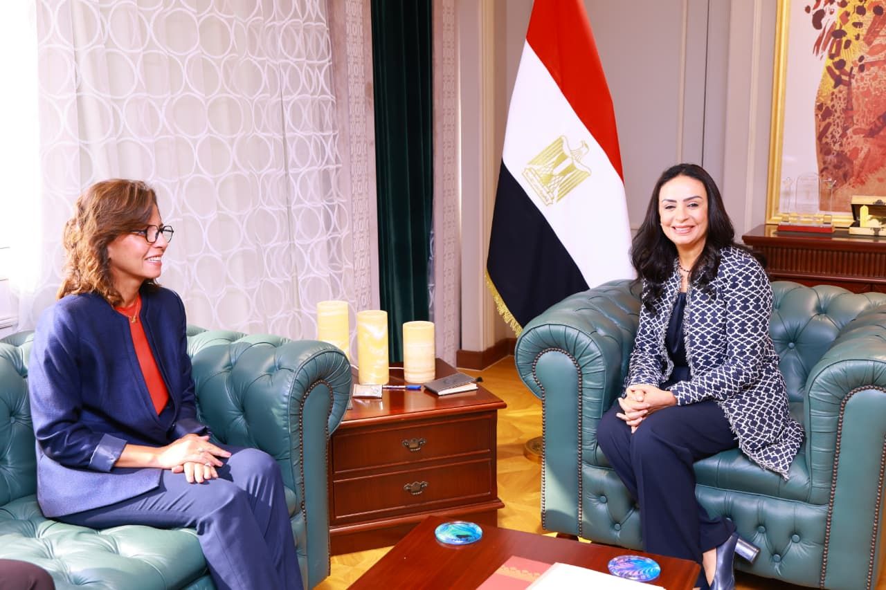خلال لقاء وزيرة التضامن خلال لقاء وزيرة التضامن