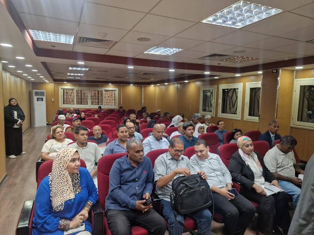 حضور فعاليات لقاء اليوم المفتوح الأسبوعى بالأقصر حضور فعاليات لقاء اليوم المفتوح الأسبوعى بالأقصر