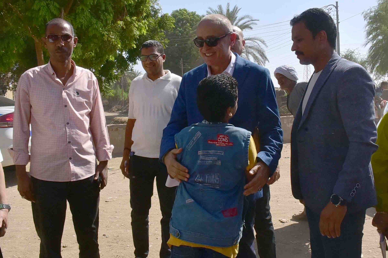 متابعة تسليم منزل جديد لأسرة الطفل الشاذلي بإسنا متابعة تسليم منزل جديد لأسرة الطفل الشاذلي بإسنا