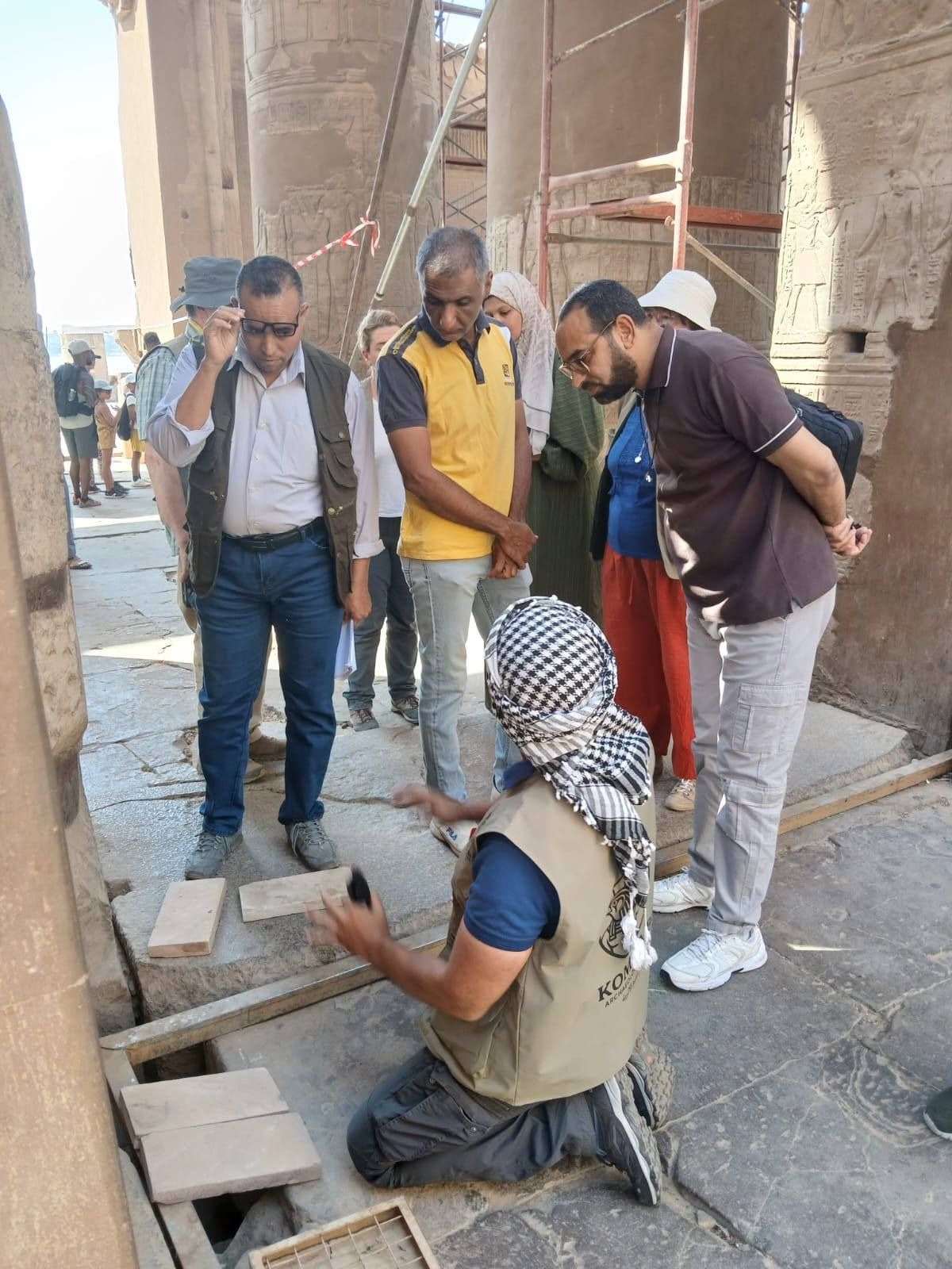 أعمال البعثة الألمانية بمعبد كوم أمبو (4) أعمال البعثة الألمانية بمعبد كوم أمبو (4)