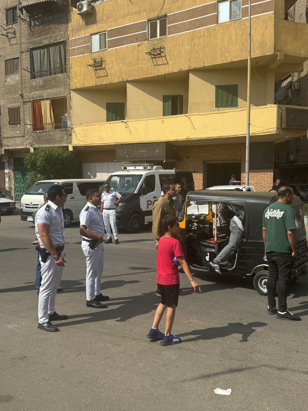 تكثيف الحملات الأمنية (4) تكثيف الحملات الأمنية (4)