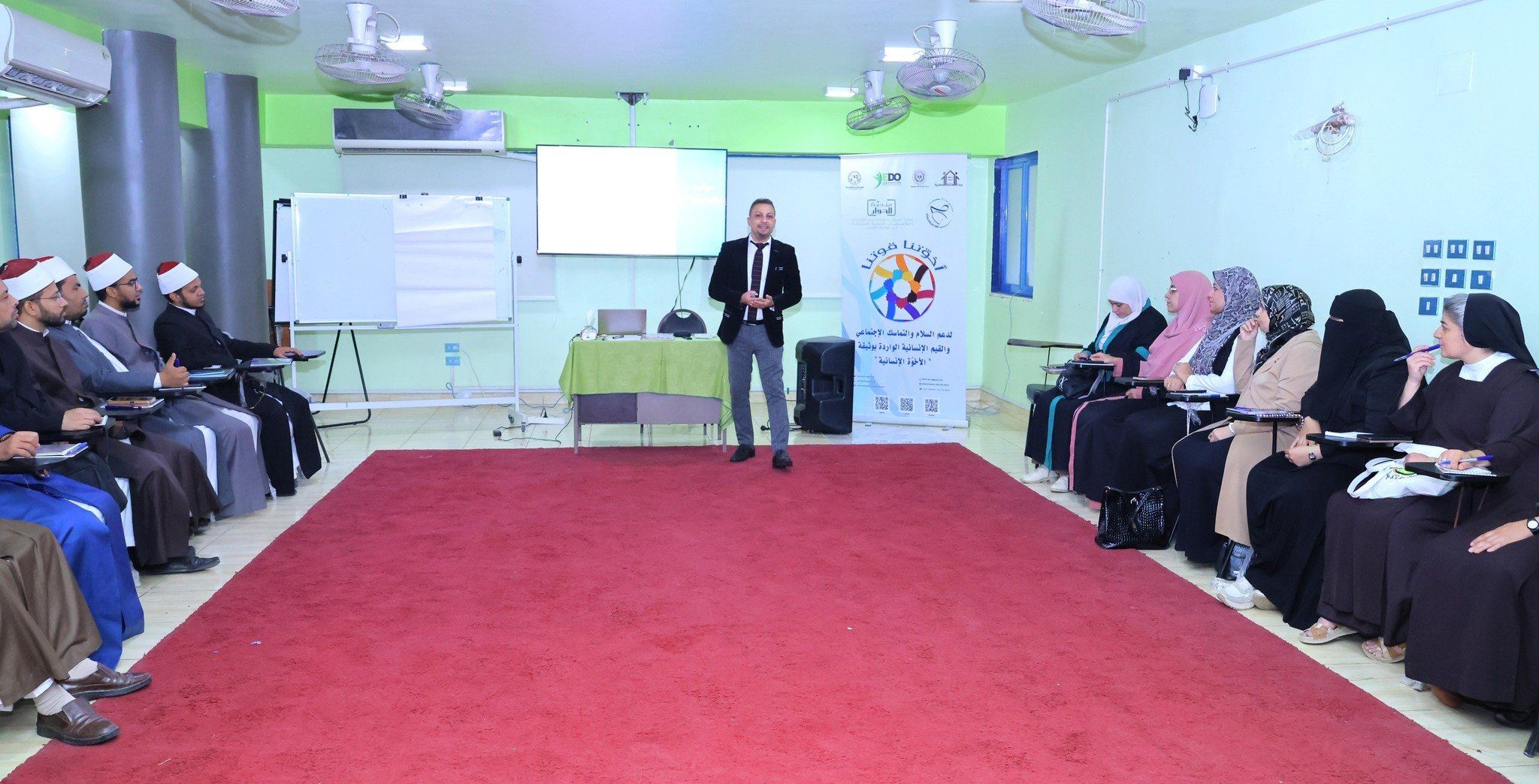 جانب من التدريب جانب من التدريب