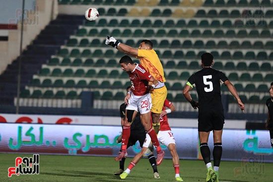 التحامات قوية خلال المباراة التحامات قوية خلال المباراة