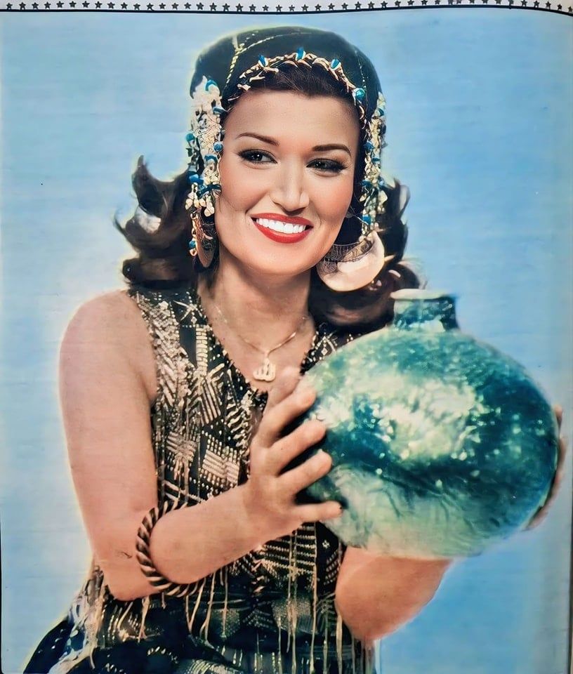 نجوى فؤاد نجوى فؤاد