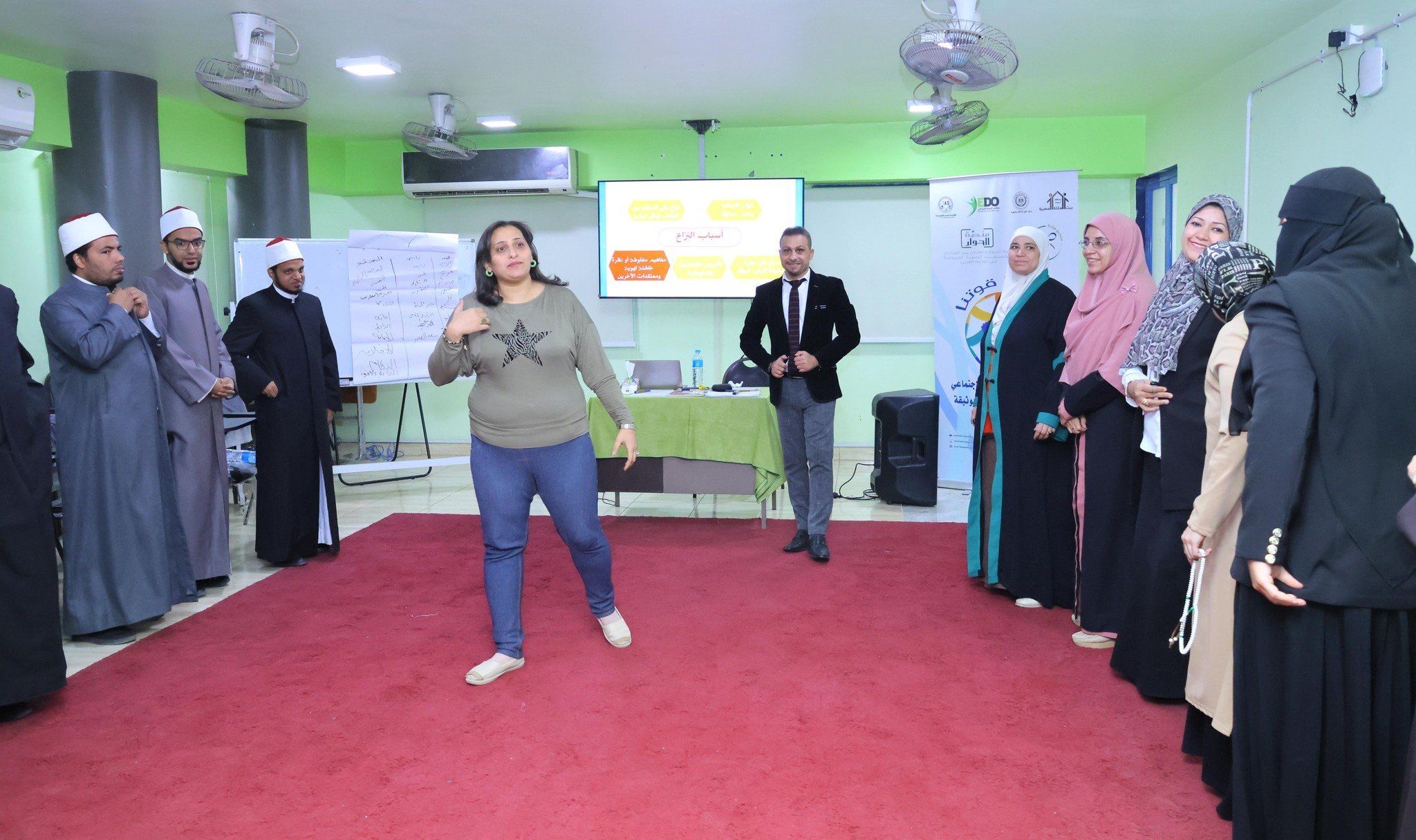 جانب من التدريب جانب من التدريب