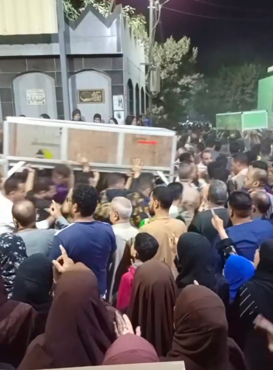 تشيع الجثامين (1) تشيع الجثامين (1)