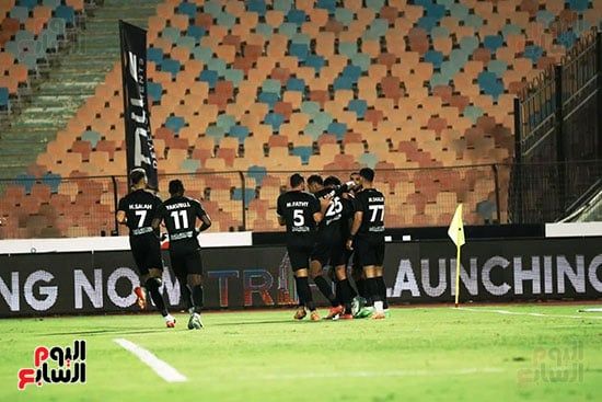 مباراة الزمالك والبنك الاهلى فى الدورى (1) مباراة الزمالك والبنك الاهلى فى الدورى (1)