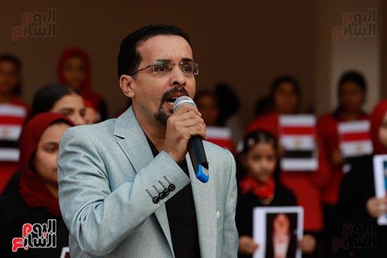 احتفالات الطلاب بالمتحف المصرى خلال طابور الصباح (8)