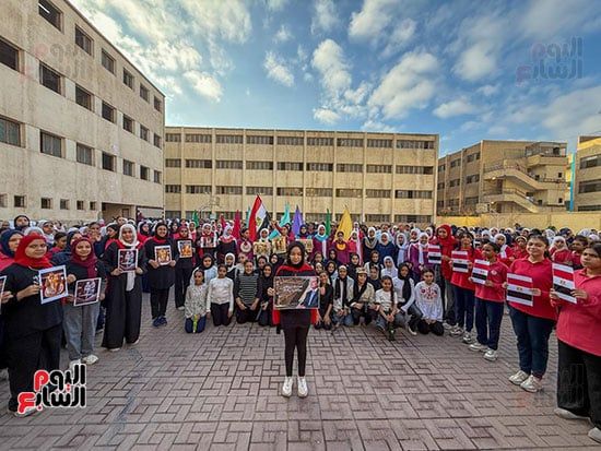 احتفالات الطلاب بالمتحف المصرى خلال طابور الصباح (35)