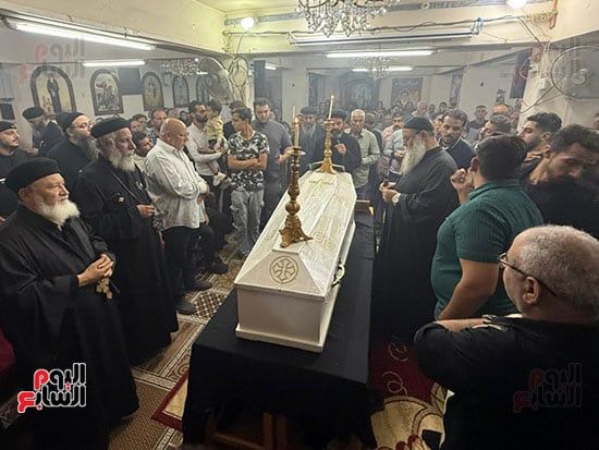 تشييع جنازة المصور كيرلس صلاح (10)