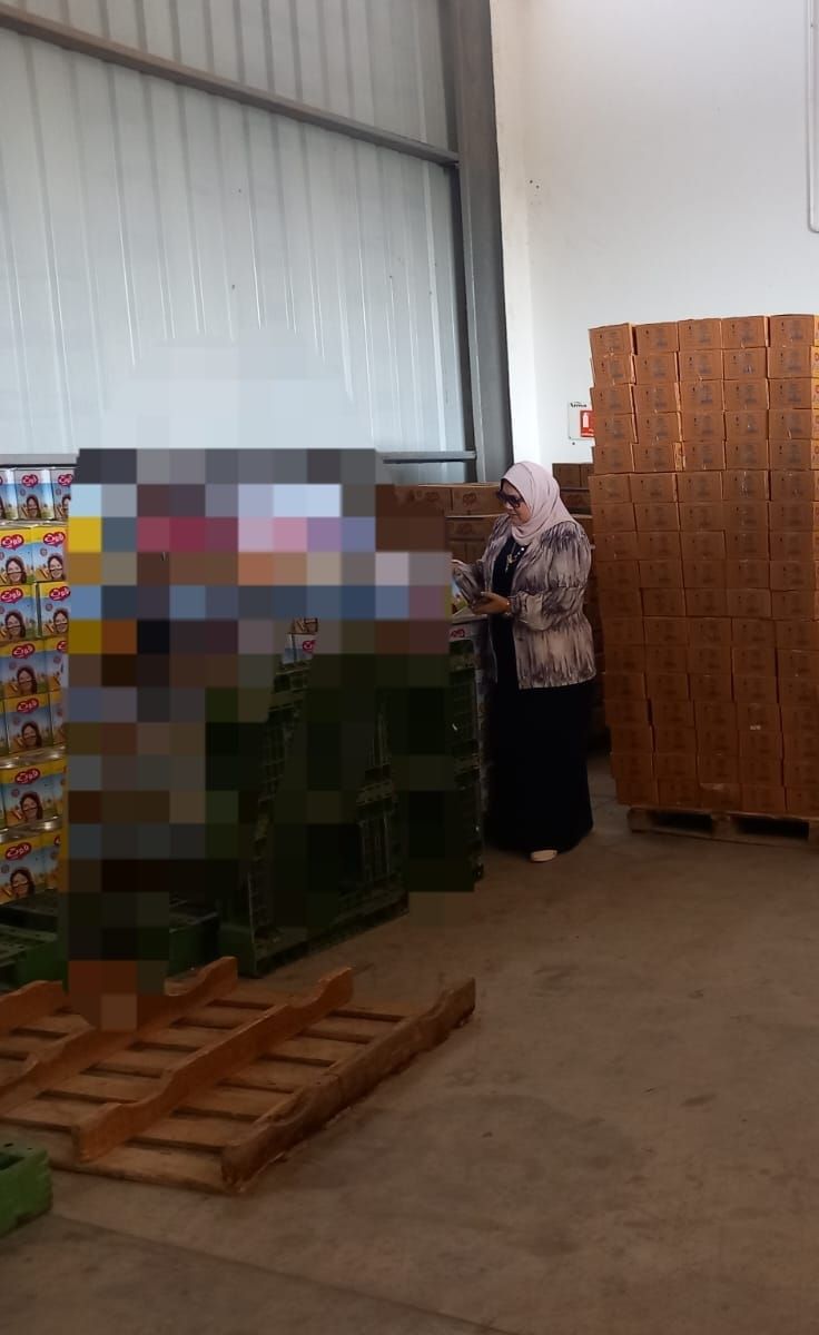 ضبط سمن مجهول المصدر ونصف طن جبن متعفن داخل مخزن بسوهاج (4) ضبط سمن مجهول المصدر ونصف طن جبن متعفن داخل مخزن بسوهاج (4)