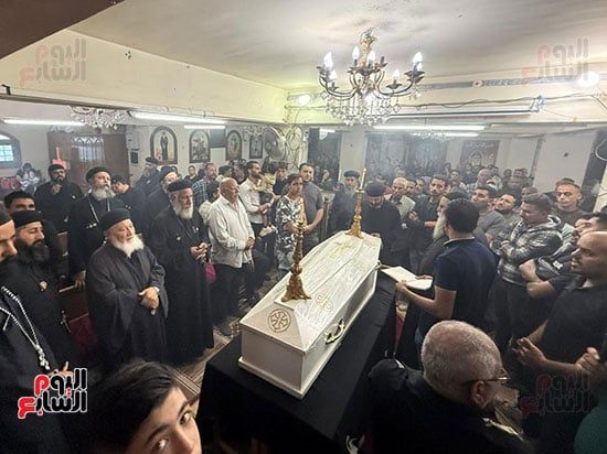 تشييع جنازة المصور كيرلس صلاح (3)