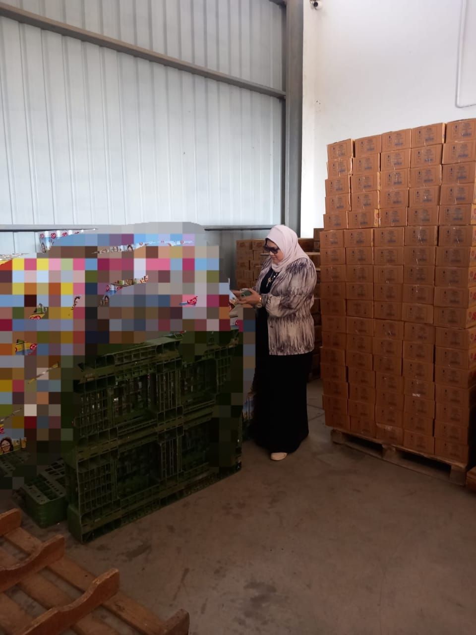 ضبط سمن مجهول المصدر ونصف طن جبن متعفن داخل مخزن بسوهاج (5) ضبط سمن مجهول المصدر ونصف طن جبن متعفن داخل مخزن بسوهاج (5)