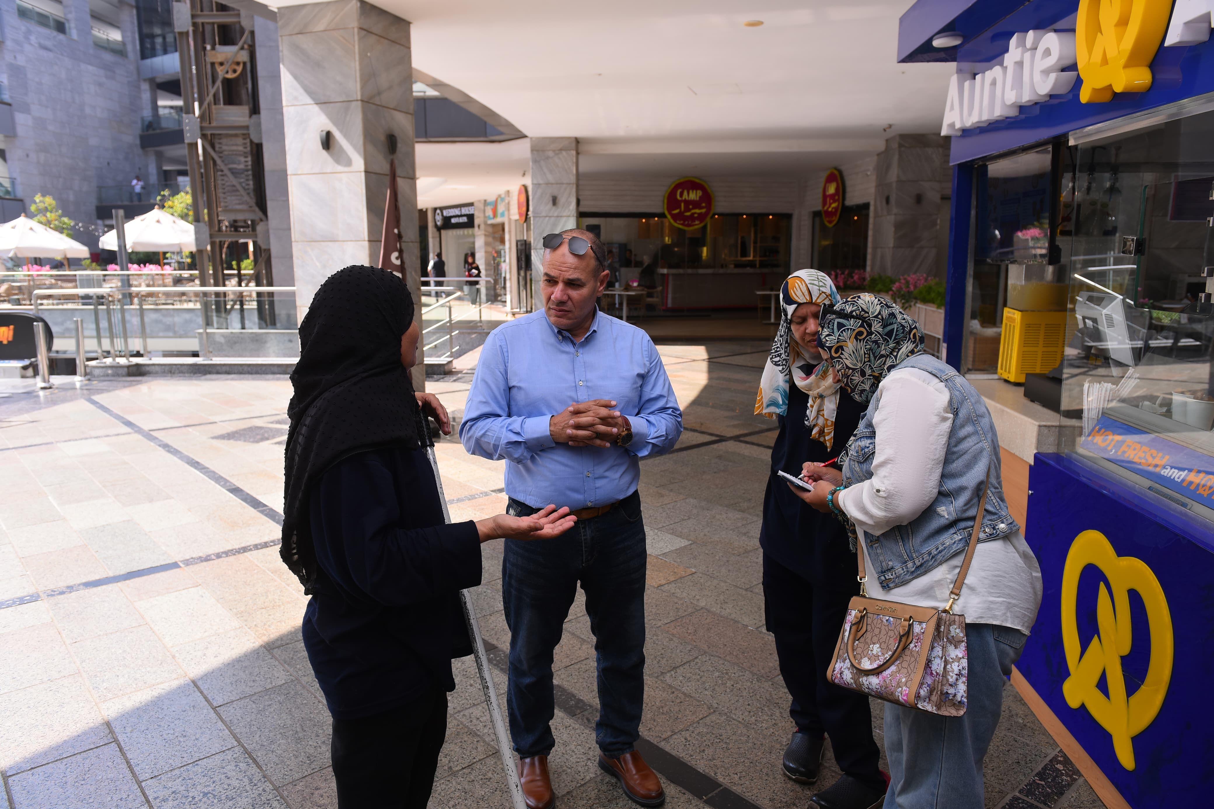 لقاء وزير العمل مع الموظفين لقاء وزير العمل مع الموظفين