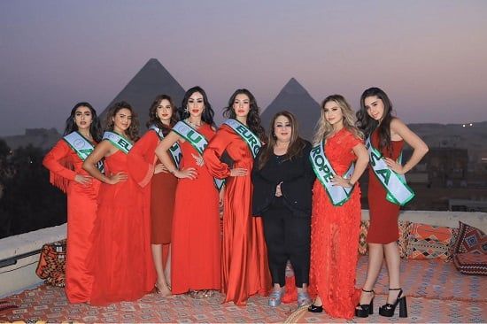 جلسة تصوير متسابقات ملكة جمال القارات في الأهرامات (5) جلسة تصوير متسابقات ملكة جمال القارات في الأهرامات (5)