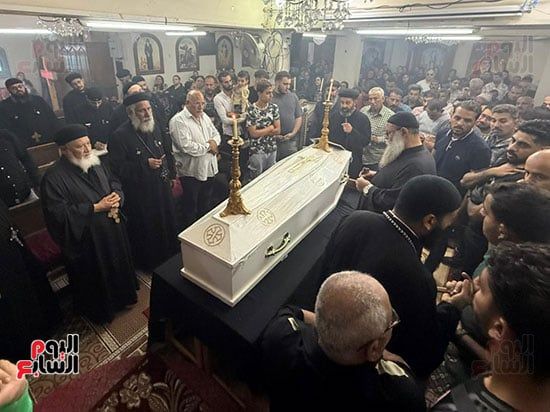 تشييع جنازة المصور كيرلس صلاح (7)