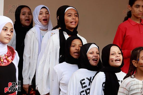 احتفالات الطلاب بالمتحف المصرى خلال طابور الصباح (13)