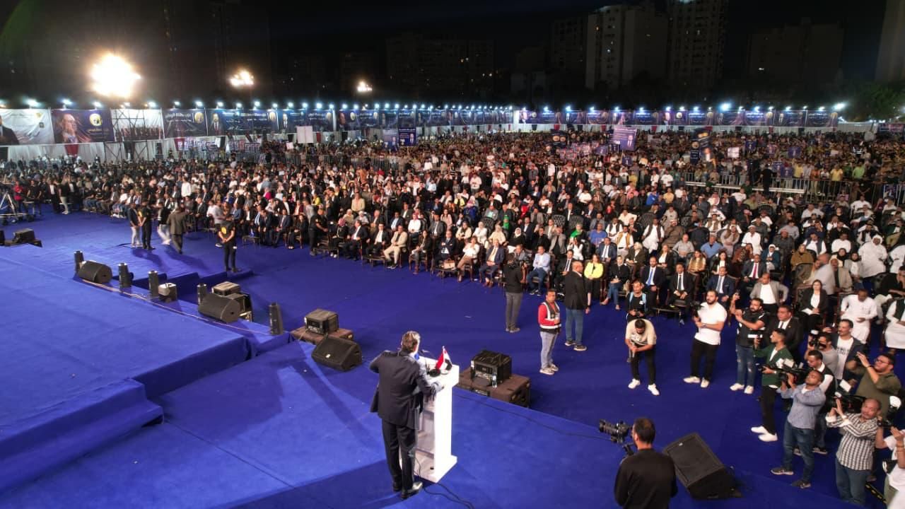 مؤتمر حاشد لدعم مرشحي حماة الوطن بالإسكندرية (2) مؤتمر حاشد لدعم مرشحي حماة الوطن بالإسكندرية (2)